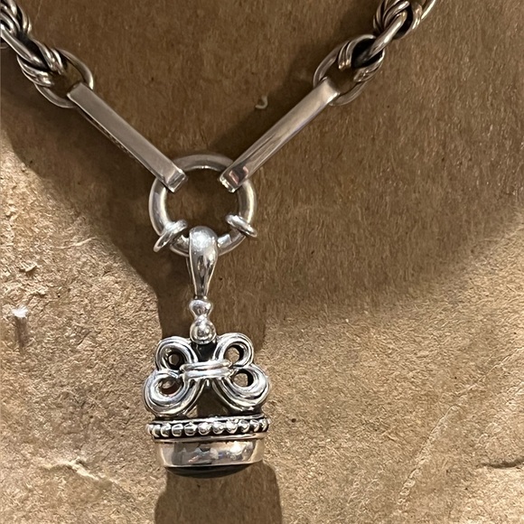 Silver Neclace - Picture 3 of 4